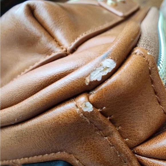 Itzy Ritzy Bag with Accessories - Picture 2 of 3